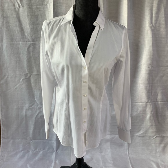 Brooks Brothers Tops - NWT 100% cotton button down shirt